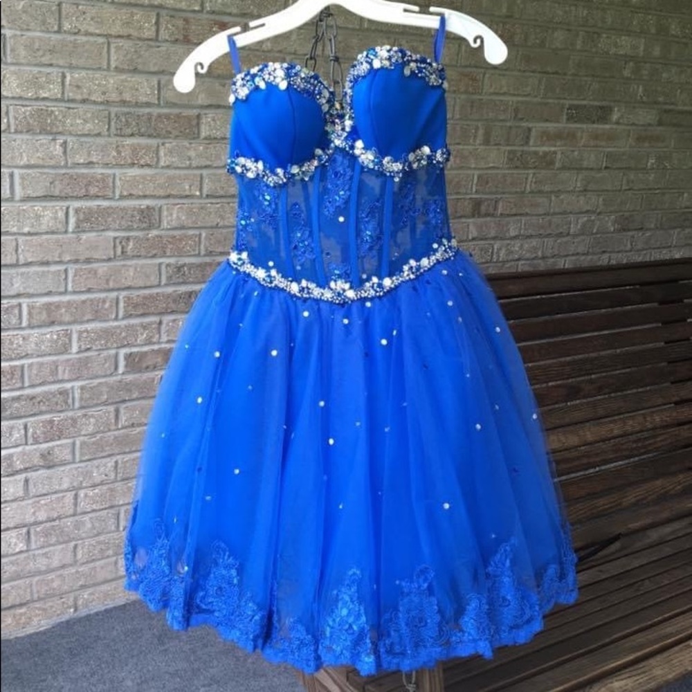 strapless royal blue dress